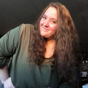 Meet your Posher, Vanessa